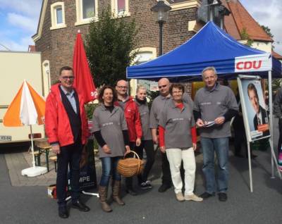 Auf dem Stoppelmarkt in Darfeld am 6. September erhielten wir am Morgen Besuch des SPD Landratskandidaten Karsten Rampe.